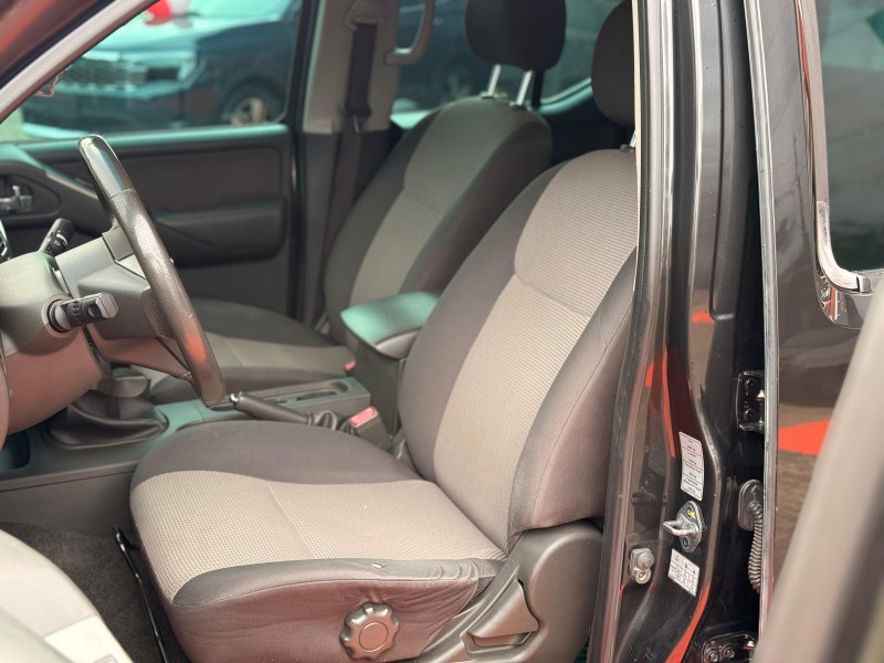 FRONTIER  - 2015 - CANELA