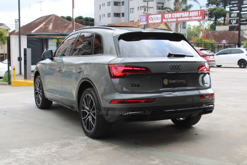 Q5 2.0 TFSI S LINE BLACK QUATTRO S TRONIC GASOLINA 4P - 2021 - CAXIAS DO SUL