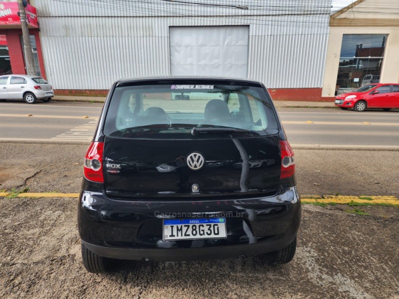 FOX 1.0 MI 8V FLEX 2P MANUAL - 2006 - VACARIA