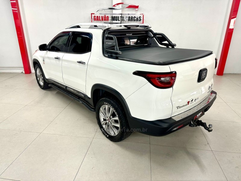 TORO 2.0 16V TURBO DIESEL VOLCANO AT9 4X4 AUTOMÁTICO - 2019 - CAXIAS DO SUL