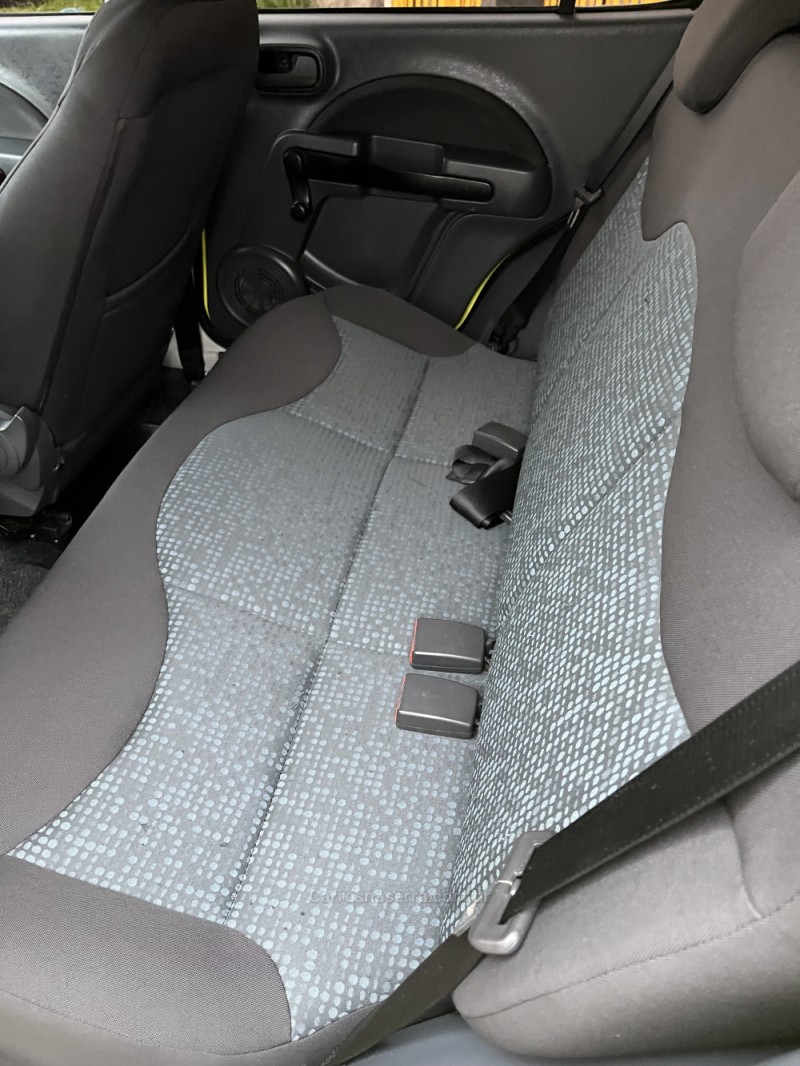 UNO 1.4 ATTRACTIVE 8V FLEX 4P MANUAL - 2011 - CAXIAS DO SUL