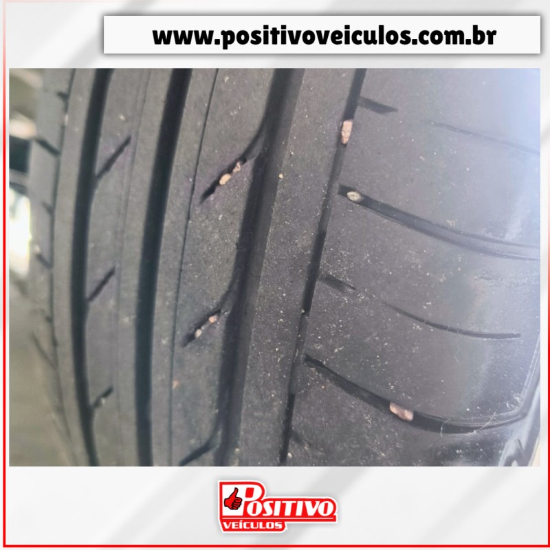 ONIX 1.4 MPFI LT 8V FLEX 4P MANUAL - 2019 - CAXIAS DO SUL