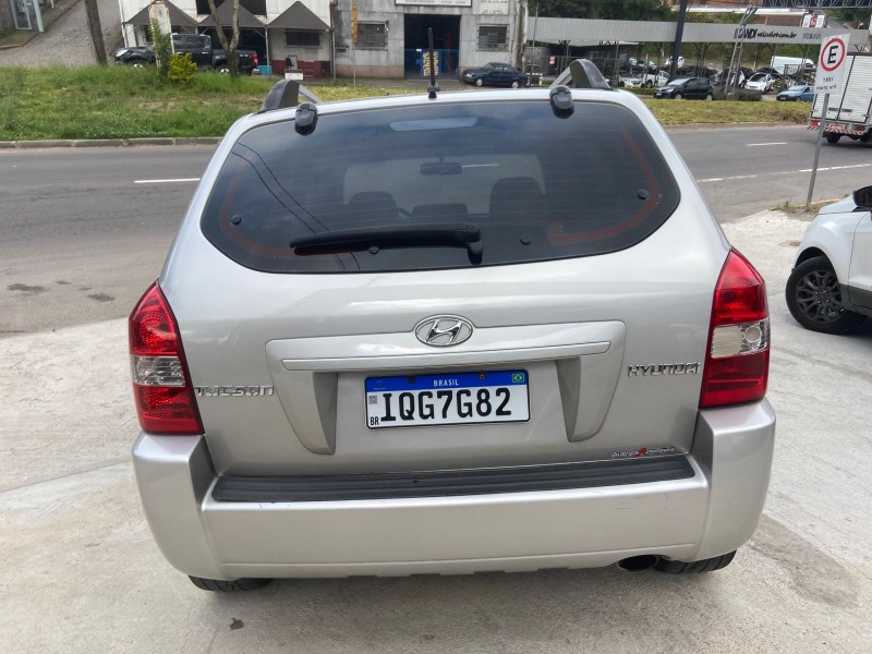 TUCSON 2.0 MPFI GL 16V 2WD GASOLINA 4P AUTOMÁTICO - 2010 - CAXIAS DO SUL