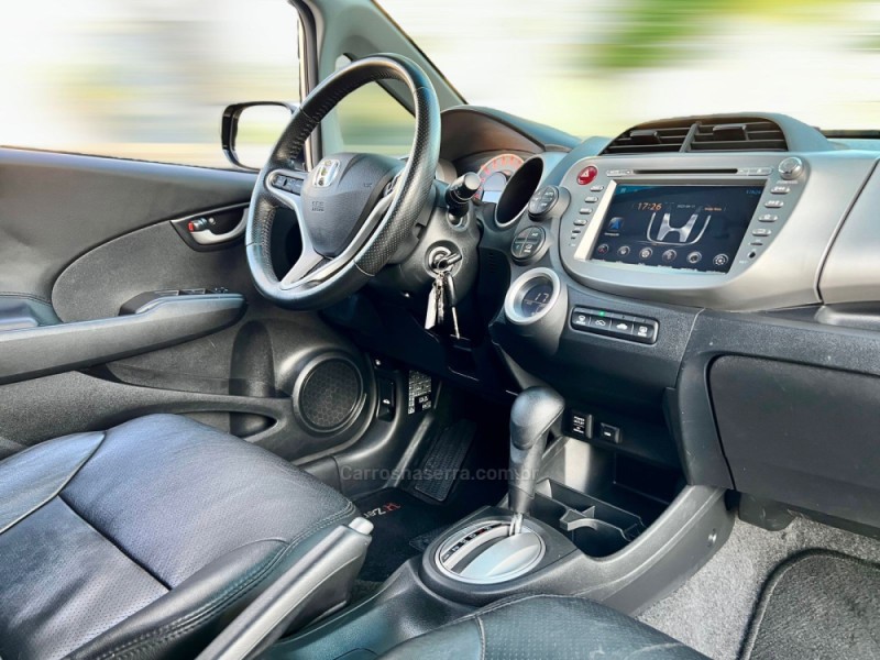 FIT 1.5 EX 16V GASOLINA 4P MANUAL - 2011 - NOVO HAMBURGO