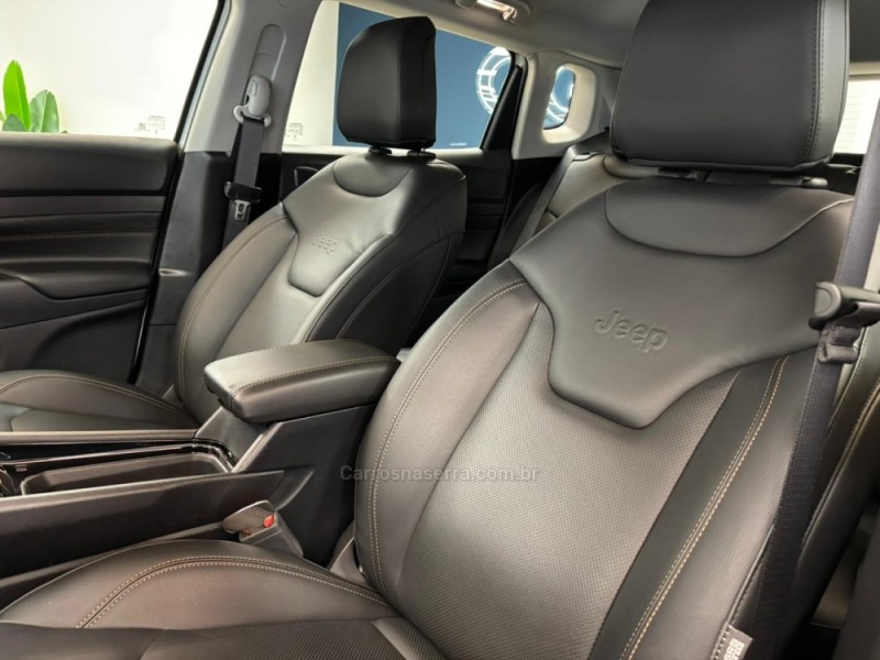 COMPASS 1.3 LIMITED T270 16V TURBO FLEX 4P AUTOMÁTICO - 2025 - CARLOS BARBOSA