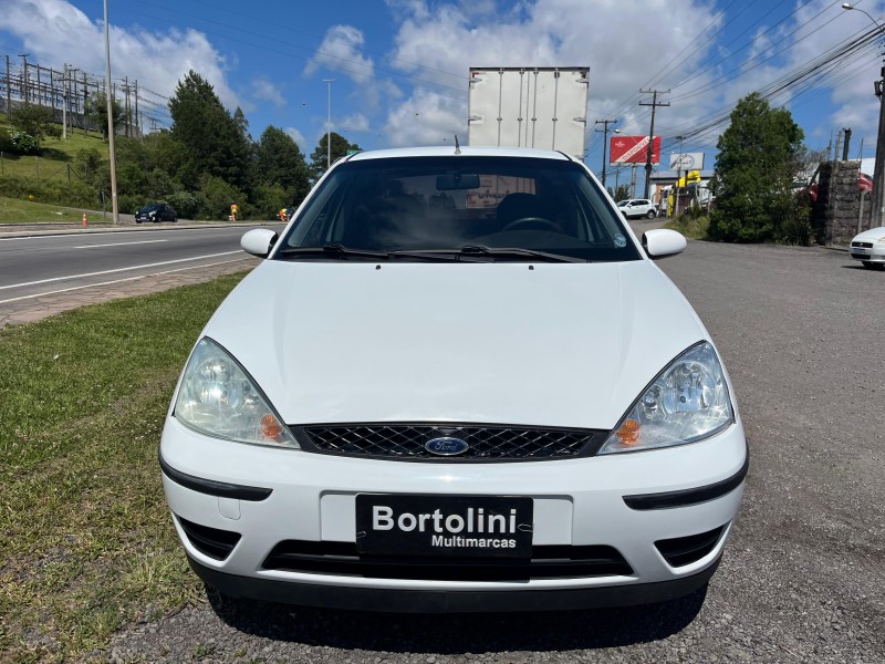 FOCUS 1.6 GLX 8V FLEX 4P MANUAL - 2009 - FARROUPILHA