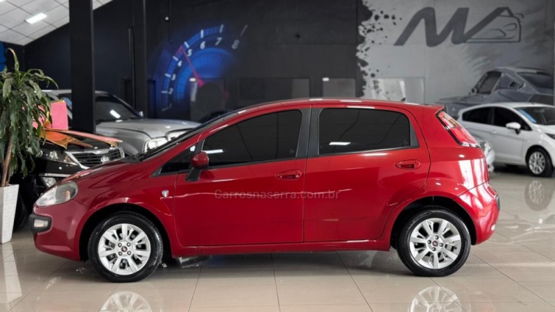 PUNTO 1.4 ATTRACTIVE ITALIA 8V FLEX 4P MANUAL - 2016 - ESTâNCIA VELHA
