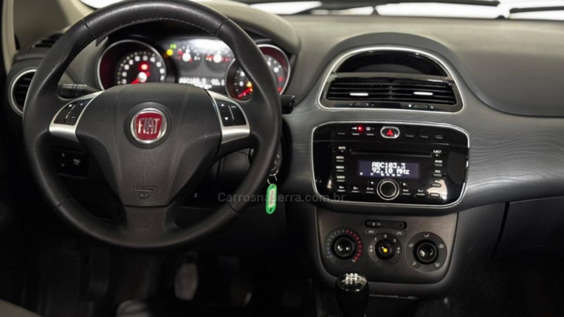 PUNTO 1.4 ATTRACTIVE ITALIA 8V FLEX 4P MANUAL - 2016 - ESTâNCIA VELHA