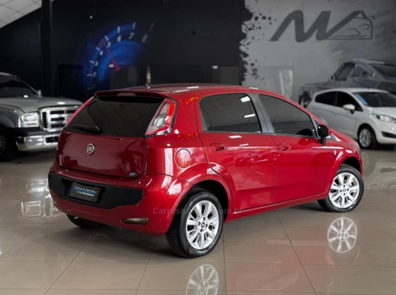 PUNTO 1.4 ATTRACTIVE ITALIA 8V FLEX 4P MANUAL - 2016 - ESTâNCIA VELHA