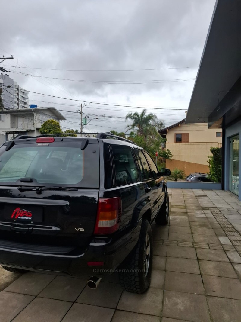 GRAND CHEROKEE 4.7 LIMITED QUADRA DRIVE 4X4 V8 16V GASOLINA 4P AUTOMÁTICO - 2004 - BENTO GONçALVES