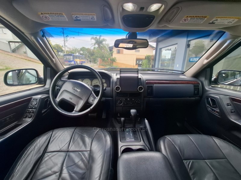 GRAND CHEROKEE 4.7 LIMITED QUADRA DRIVE 4X4 V8 16V GASOLINA 4P AUTOMÁTICO - 2004 - BENTO GONçALVES