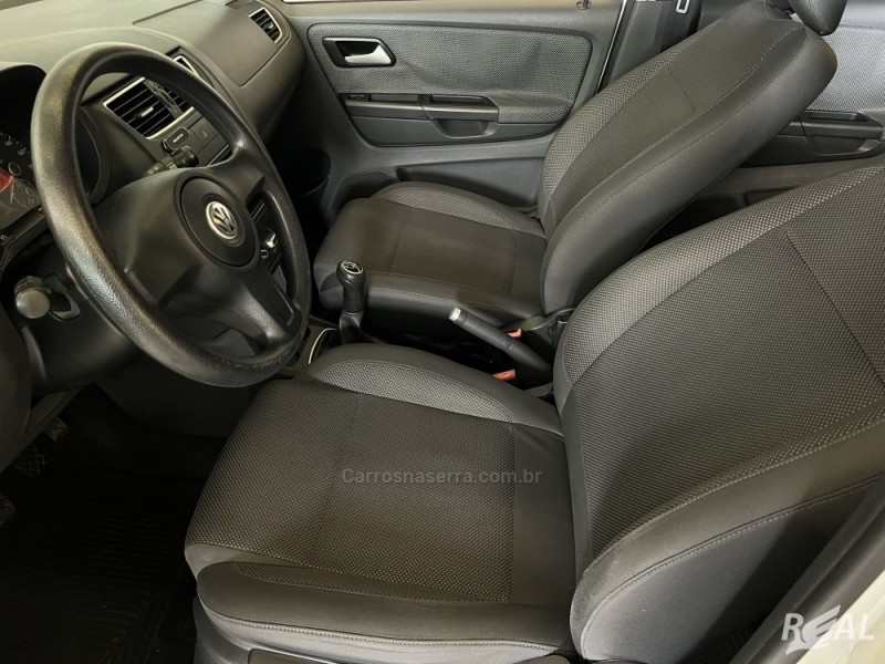 FOX 1.0 MI 8V FLEX 4P MANUAL - 2011 - SAPIRANGA