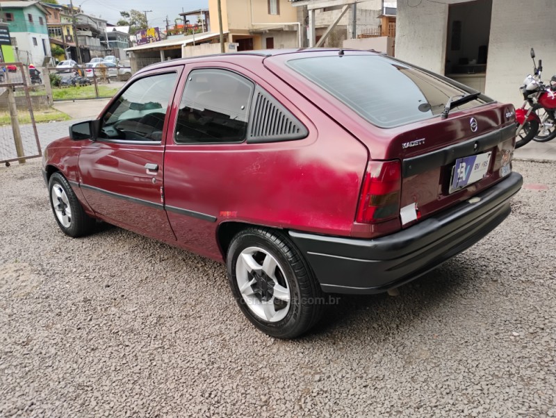 KADETT 2.0 MPFI GL 8V GASOLINA 2P MANUAL - 1997 - CAXIAS DO SUL