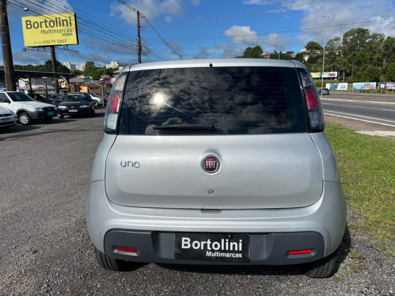 UNO 1.0 EVO ATTRACTIVE 8V FLEX 4P MANUAL - 2019 - FARROUPILHA