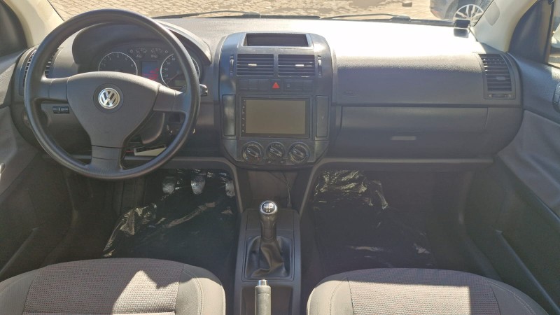 POLO 1.6 MI 8V FLEX 4P MANUAL - 2009 - VACARIA