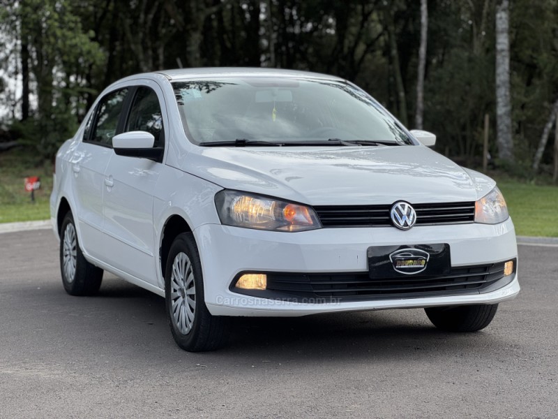 VOYAGE 1.6 MI CITY 8V FLEX 4P MANUAL - 2015 - GRAMADO