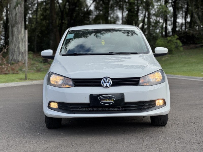 VOYAGE 1.6 MI CITY 8V FLEX 4P MANUAL - 2015 - GRAMADO