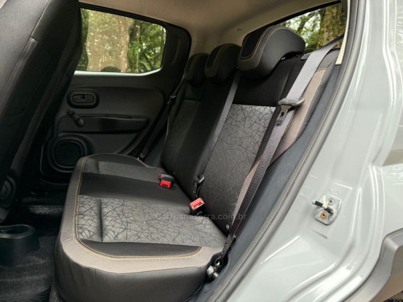 MOBI 1.0 TREKKING 8V FLEX 4P MANUAL - 2023 - DOIS IRMãOS