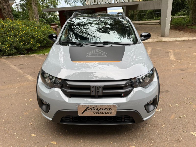 MOBI 1.0 TREKKING 8V FLEX 4P MANUAL - 2023 - DOIS IRMãOS