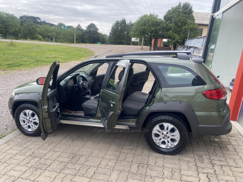 PALIO 1.8 MPI ADVENTURE WEEKEND 8V FLEX 4P AUTOMATIZADO - 2010 - NOVA PRATA