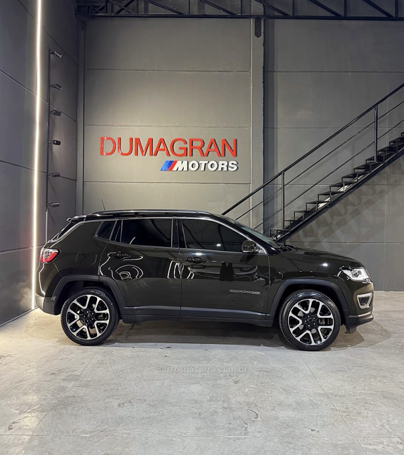 COMPASS 2.0 16V FLEX LIMITED AUTOMÁTICO - 2019 - PASSO FUNDO