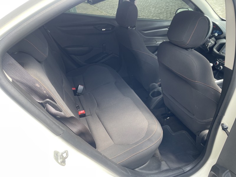 ONIX 1.4 MPFI LT 8V FLEX 4P MANUAL - 2015 - CAXIAS DO SUL