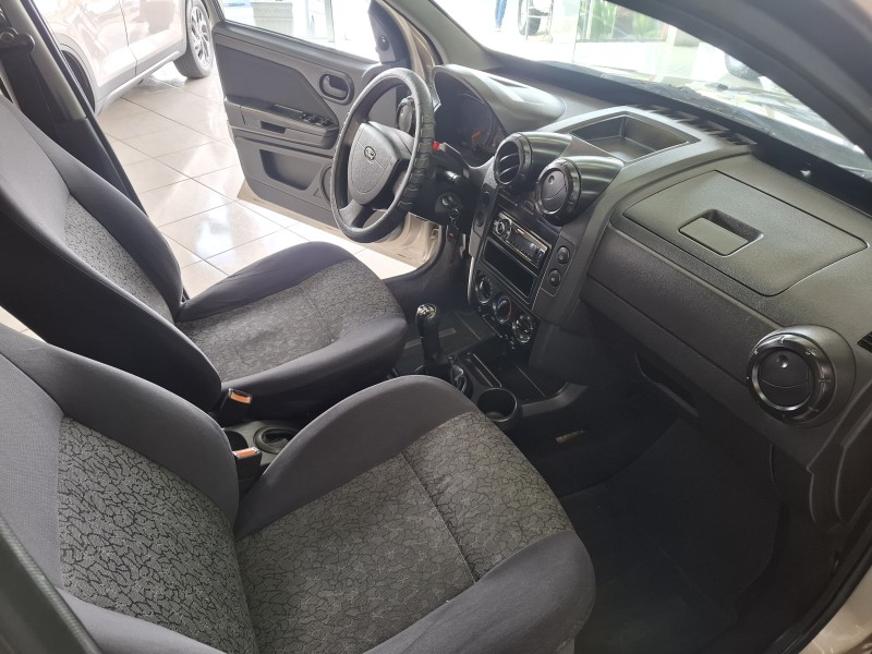 ECOSPORT 1.6 XLS 8V FLEX 4P MANUAL - 2008 - FARROUPILHA