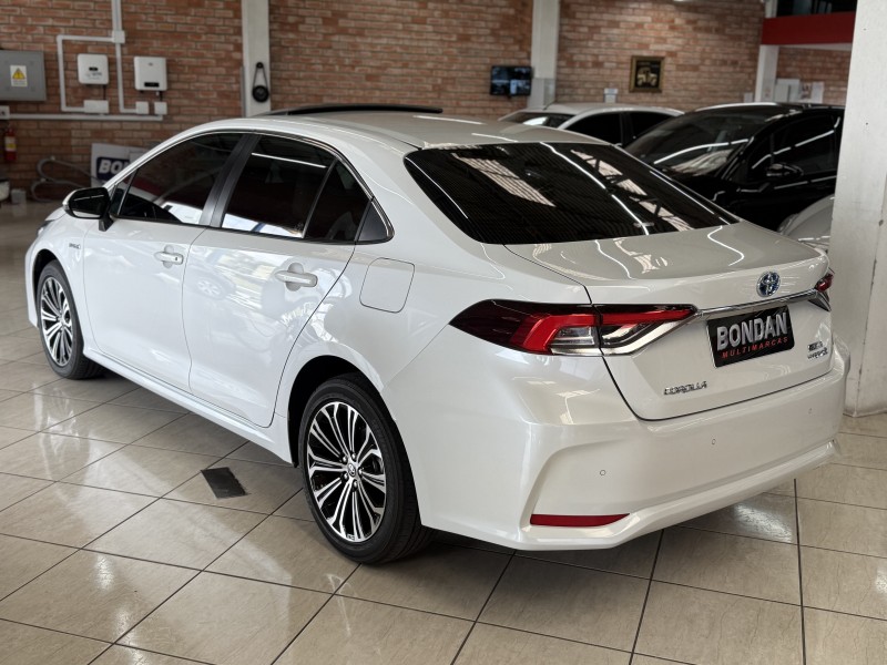 COROLLA 1.8 ALTIS PREMIUM 16V HÍBRIDO 4P AUTOMÁTICO - 2023 - FARROUPILHA