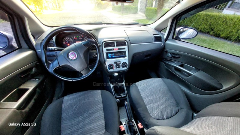 punto 1.4 attractive italia 8v flex 4p manual 2011 farroupilha