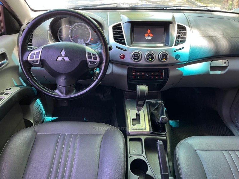 L200 SAVANA 3.2 4X4 16V TURBO INTERCOOLER DIESEL 4P AUTOMÁTICO - 2017 - FELIZ