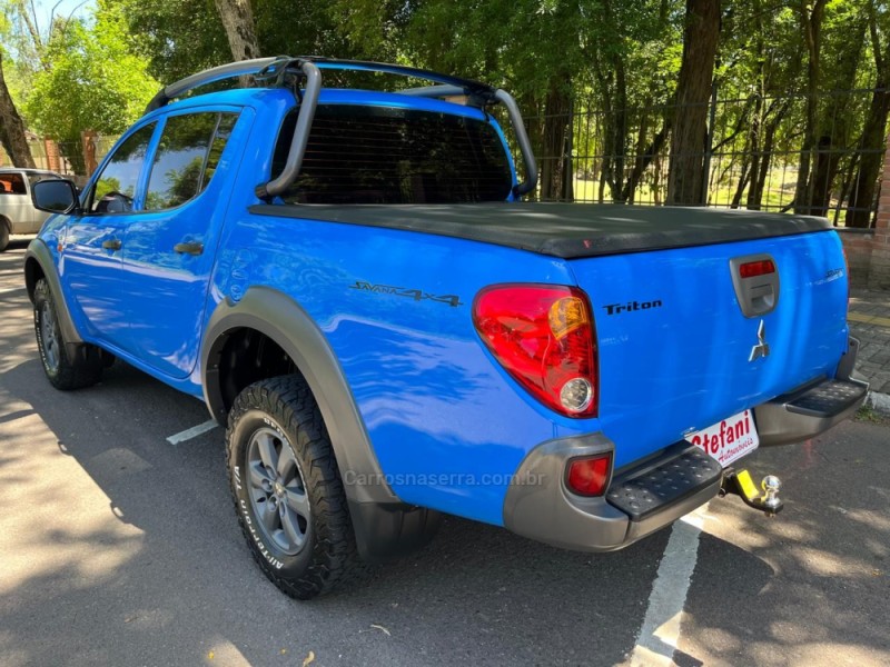 L200 SAVANA 3.2 4X4 16V TURBO INTERCOOLER DIESEL 4P AUTOMÁTICO - 2017 - FELIZ