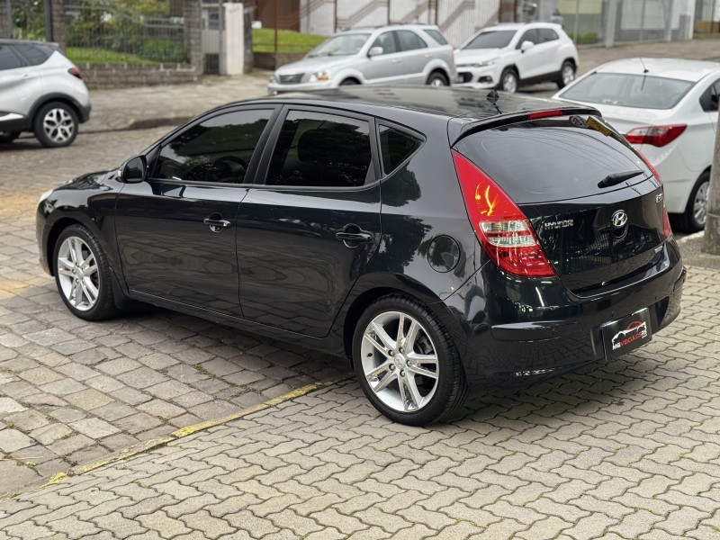 I30 2.0 MPI 16V GASOLINA 4P MANUAL - 2010 - CAXIAS DO SUL
