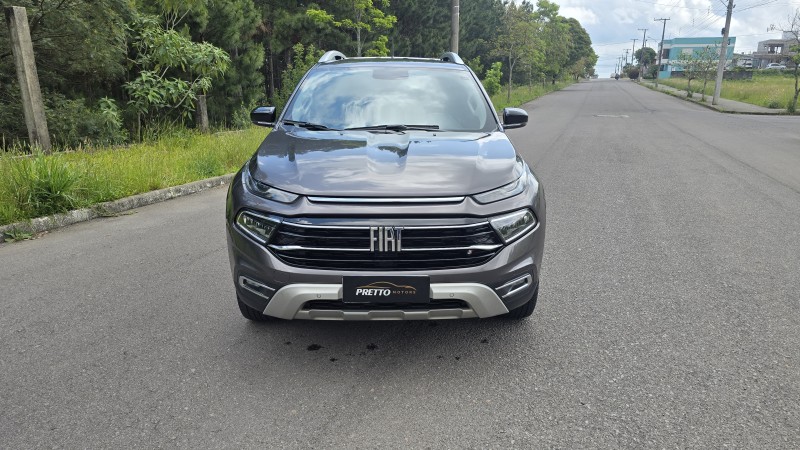 TORO 2.0 16V TURBO DIESEL VOLCANO AT9 4X4 AUTOMÁTICO - 2022 - BENTO GONçALVES