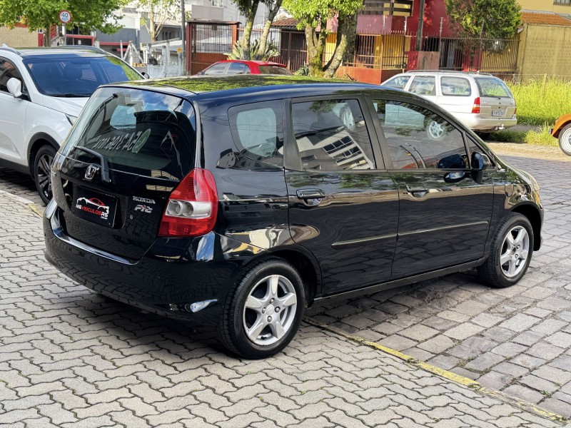 FIT 1.4 LX 8V FLEX 4P MANUAL - 2008 - CAXIAS DO SUL