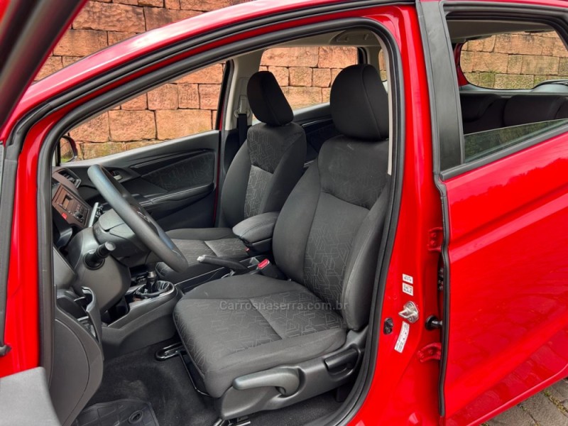 FIT 1.5 LX 16V FLEX 4P MANUAL - 2015 - VENâNCIO AIRES