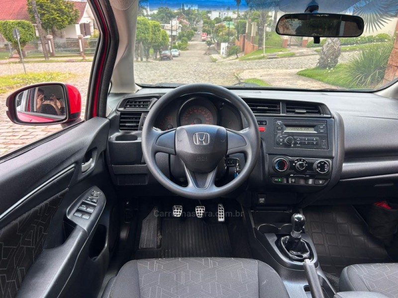 FIT 1.5 LX 16V FLEX 4P MANUAL - 2015 - VENâNCIO AIRES