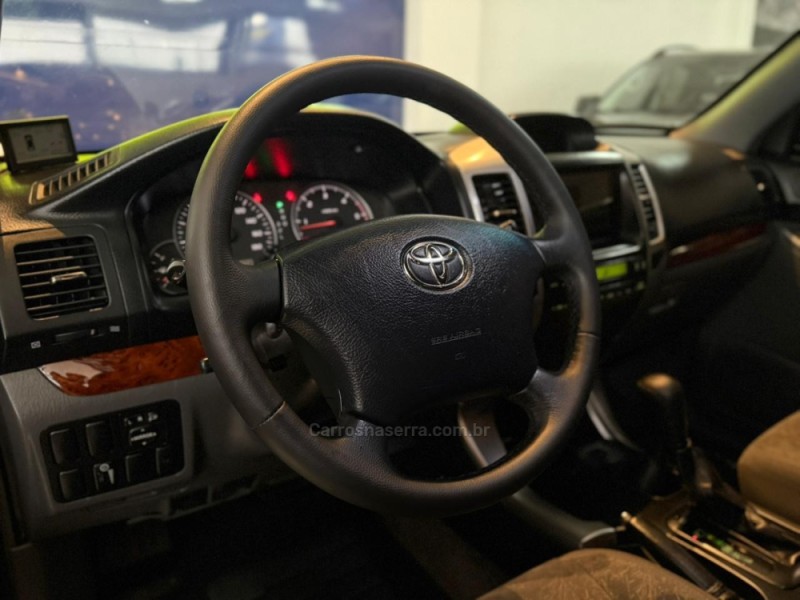 LAND CRUISER PRADO 3.0 4X4 TURBO INTERCOOLER DIESEL 4P AUTOMÁTICO - 2005 - SãO LEOPOLDO