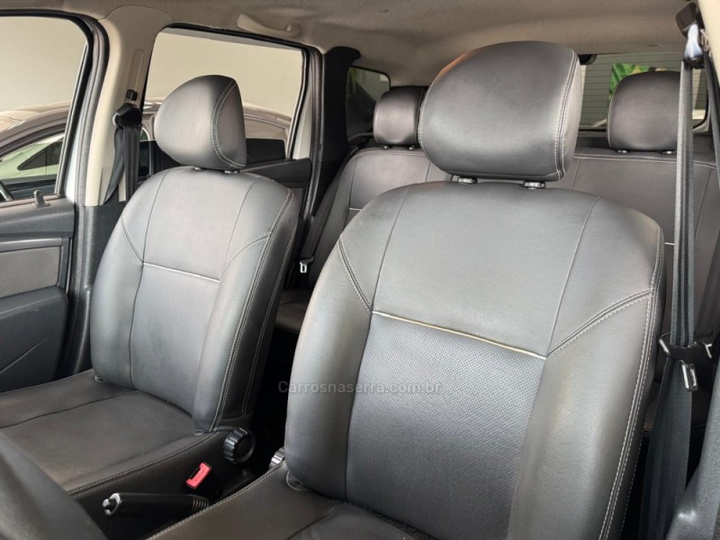 DUSTER 2.0 DYNAMIQUE 4X2 16V FLEX 4P MANUAL - 2014 - SãO LEOPOLDO