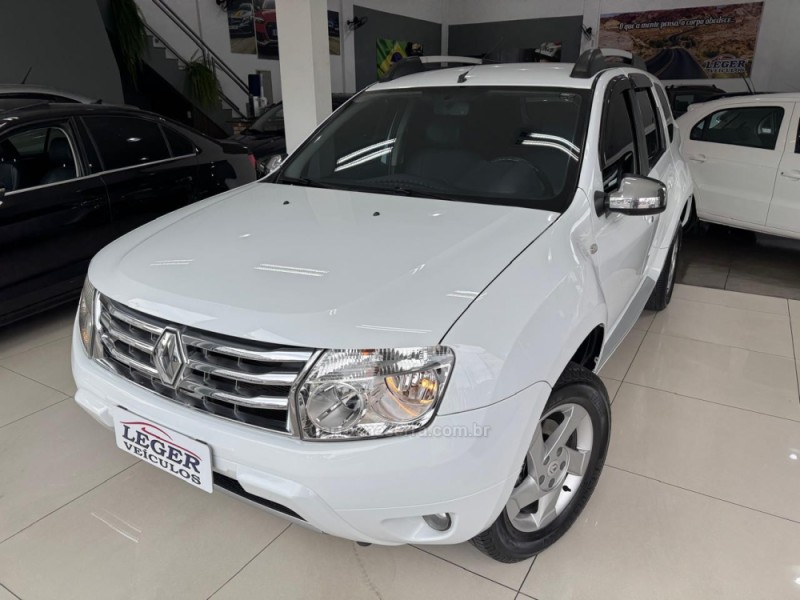 DUSTER 2.0 DYNAMIQUE 4X2 16V FLEX 4P MANUAL - 2014 - SãO LEOPOLDO