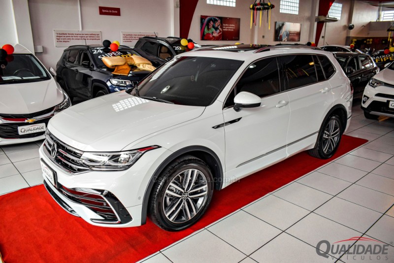 TIGUAN 2.0 ALLSPACE R-LINE 300 TSI GASOLINA 4P AUTOMÁTICO - 2025 - SANTA CRUZ DO SUL
