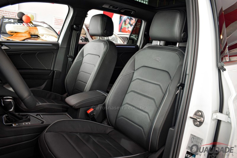 TIGUAN 2.0 ALLSPACE R-LINE 300 TSI GASOLINA 4P AUTOMÁTICO - 2025 - SANTA CRUZ DO SUL