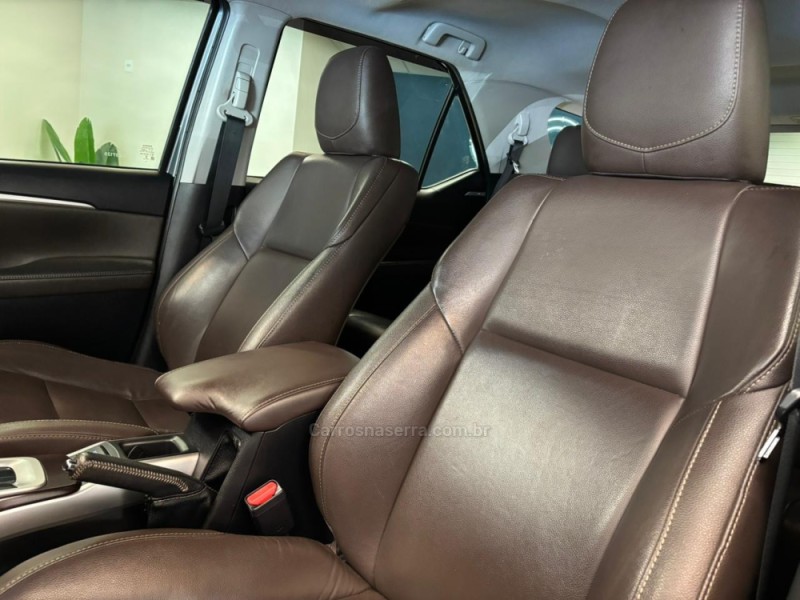 HILUX 2.8 SRX 4X4 CD 16V DIESEL 4P AUTOMÁTICO - 2017 - CARLOS BARBOSA