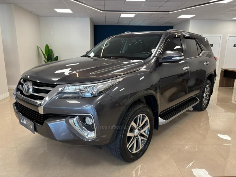 hilux 2.8 srx 4x4 cd 16v diesel 4p automatico 2017 carlos barbosa