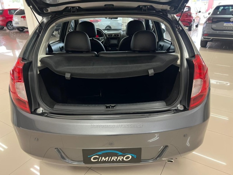 J3 1.5 S 16V FLEX 4P MANUAL - 2015 - TAQUARA