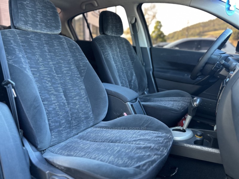 MÉGANE 2.0 DYNAMIQUE SEDAN 16V GASOLINA 4P AUTOMÁTICO - 2008 - TUPANDI