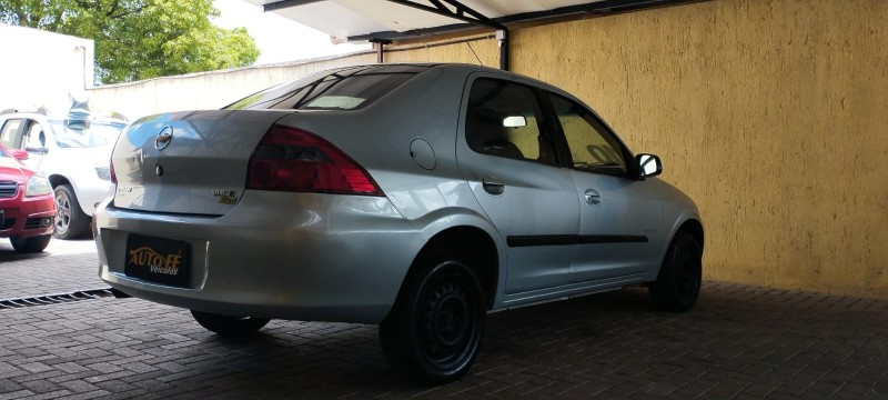 PRISMA 1.0 MPFI VHCE MAXX 8V FLEX 4P MANUAL - 2010 - CANELA