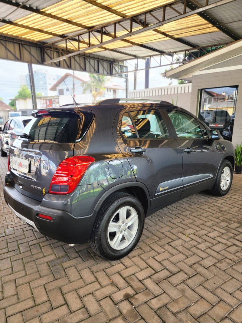 TRACKER 1.8 MPFI FREERIDE 4X2 16V FLEX 4P MANUAL - 2014 - CAXIAS DO SUL