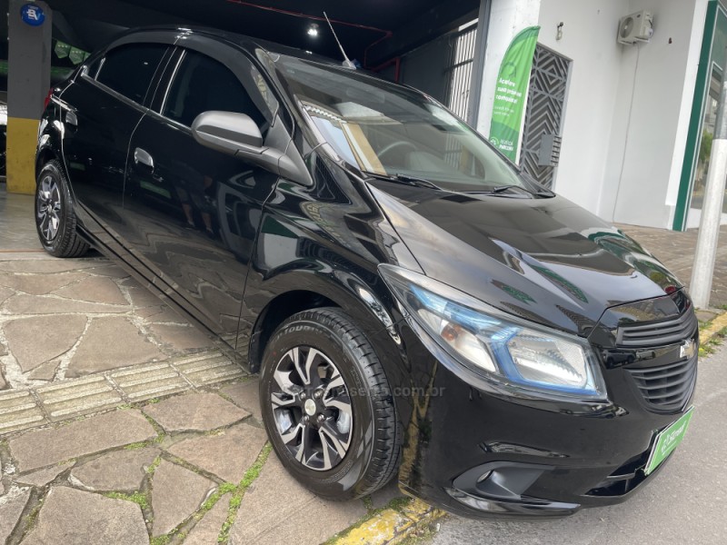 ONIX 1.0 MPFI LT 8V FLEX 4P MANUAL - 2016 - BENTO GONçALVES