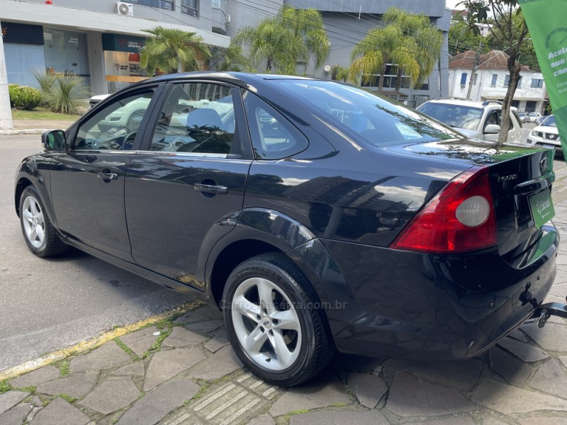 FOCUS 2.0 GLX 16V FLEX 4P MANUAL - 2009 - BENTO GONçALVES