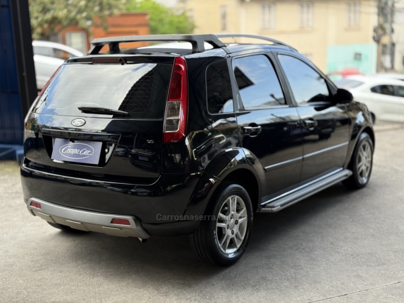 FIESTA 1.6 MPI TRAIL HATCH 8V FLEX 4P MANUAL - 2009 - CAXIAS DO SUL
